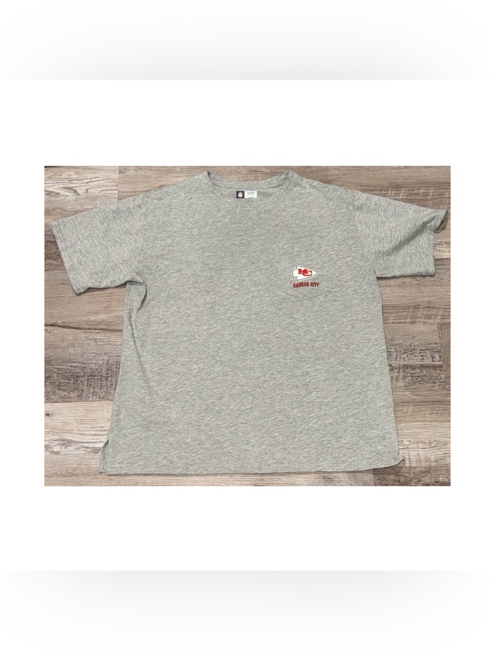 Like New Women's Kansas City Chiefs Shirt Size 2XL